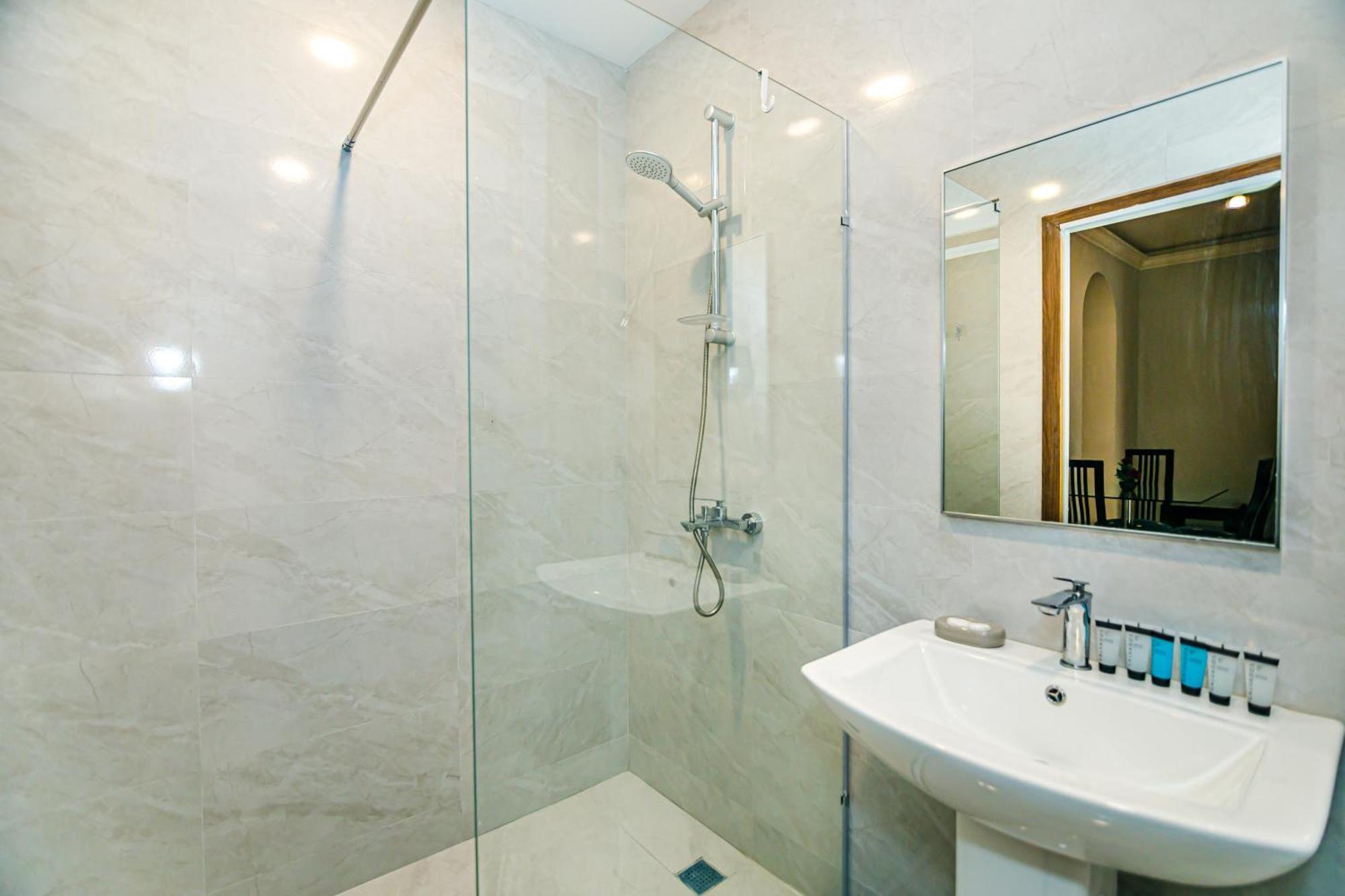 Azneft Garden Apartment Bakoe Buitenkant foto